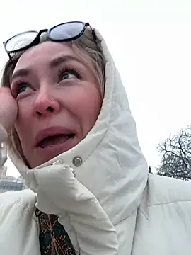 LovenseLush online show from February 11, 2:00 pm