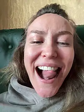 LovenseLush online show from April 24, 5:15 pm