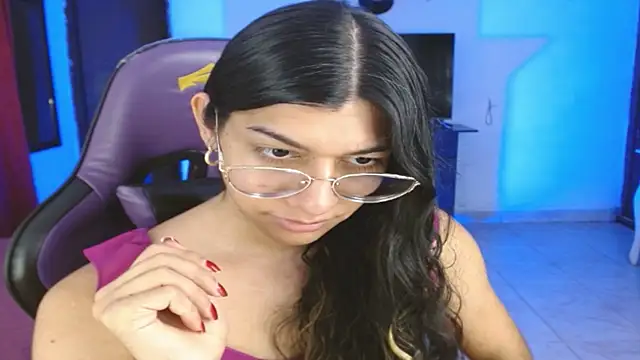 engielphoenis14 online show from March 6, 11:34 pm