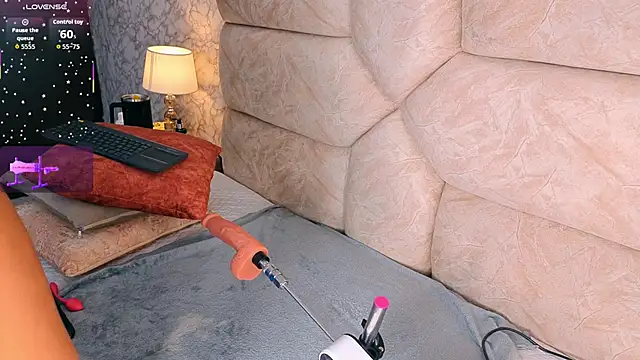 Snapshot of amatista__smith chatting on February 20, 7:47 pm amatista smith online show from February 20, 7:47 pm