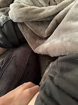 NANAchan R online show from February 20, 3:14 am