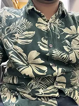 Snapshot of dick69lil chatting on April 13, 6:30 am dick69lil online show from April 13, 6:30 am