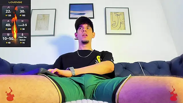 Snapshot of BRAYHAMBROWN chatting on February 8, 3:30 am BRAYHAMBROWN online show from February 8, 3:30 am