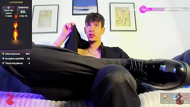 Snapshot of BRAYHAMBROWN chatting on February 9, 6:33 am BRAYHAMBROWN online show from February 9, 6:33 am