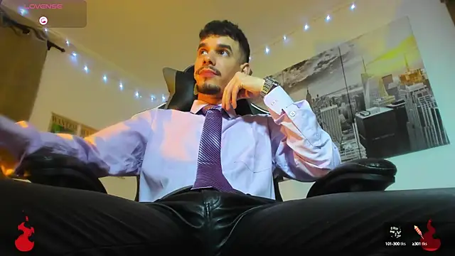 Snapshot of BRAYHAMBROWN chatting on September 24, 4:49 am BRAYHAMBROWN online show from September 24, 4:49 am