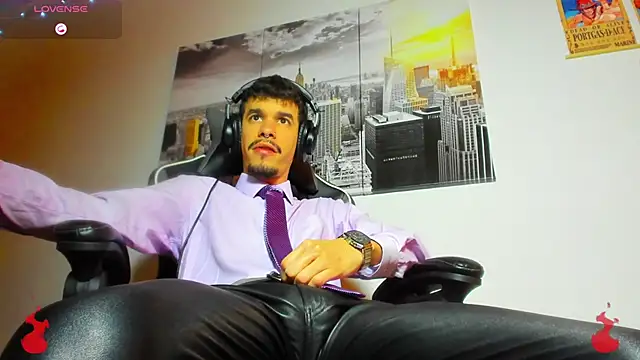 BRAYHAMBROWN online show from November 17, 10:15 pm