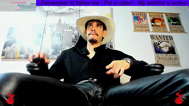 Snapshot of BRAYHAMBROWN chatting on May 20, 4:29 am BRAYHAMBROWN online show from May 20, 4:29 am