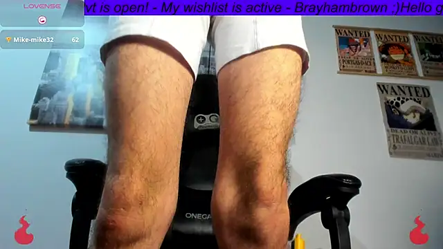 Snapshot of BRAYHAMBROWN chatting on May 31, 11:17 pm BRAYHAMBROWN online show from May 31, 11:17 pm