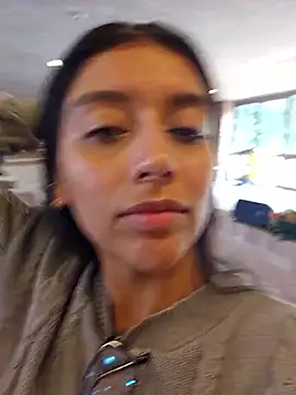 BrittanyDiaz online show from November 26, 2:51 pm