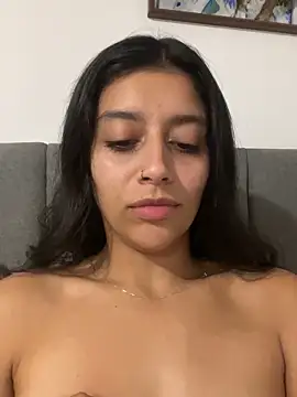 BrittanyDiaz online show from March 5, 7:04 am