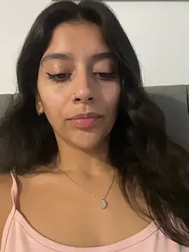 Snapshot of BrittanyDiaz chatting on May 6, 7:08 pm BrittanyDiaz online show from May 6, 7:08 pm