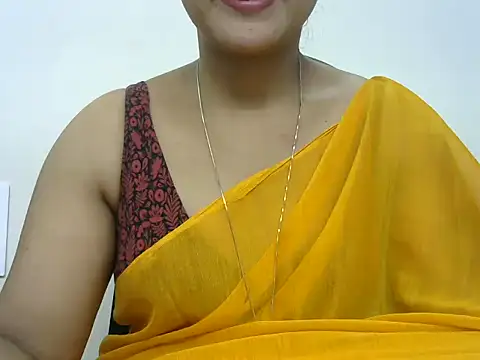 Snapshot of rashmika_reddy chatting on June 30, 3:29 am rashmika reddy online show from June 30, 3:29 am