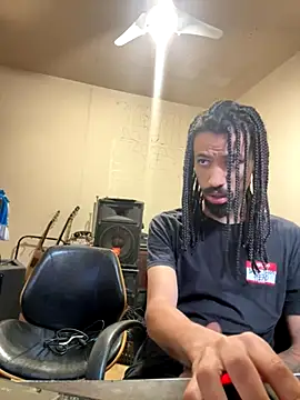 Snapshot of hotcamboy420 chatting on October 2, 2:35 pm hotcamboy420 online show from October 2, 2:35 pm