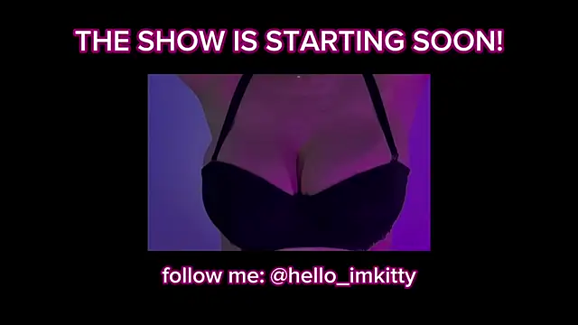Snapshot of hello_imkittyy chatting on May 19, 9:32 pm hello imkittyy online show from May 19, 9:32 pm