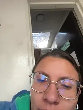 Snapshot of karlamorris_ chatting on July 24, 1:20 pm karlamorris online show from July 24, 1:20 pm