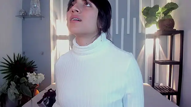 Snapshot of Sophy_SmileSweet chatting on February 11, 11:54 am Sophy SmileSweet online show from February 11, 11:54 am