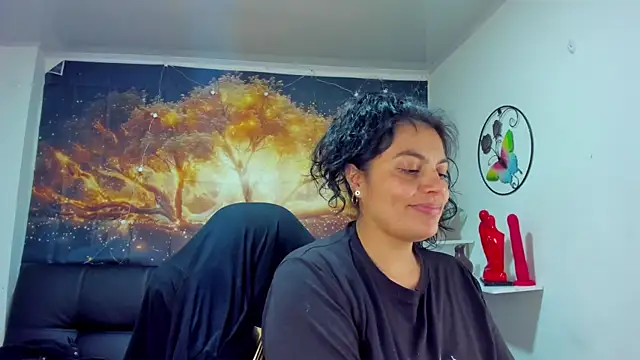 Snapshot of Lust_Mom41 chatting on December 14, 10:28 pm Lust Mom41 online show from December 14, 10:28 pm