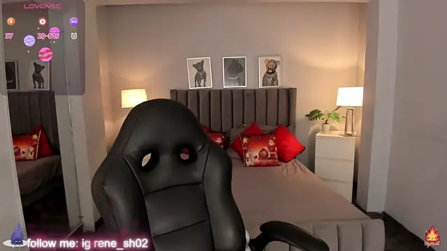 Snapshot of renee_shelby_ chatting on December 18, 1:37 am renee shelby online show from December 18, 1:37 am