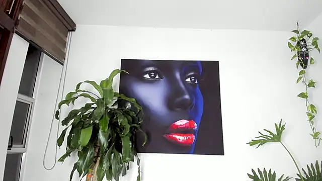 Snapshot of Andrea_Williams_ chatting on April 12, 3:44 am Andrea Williams online show from April 12, 3:44 am