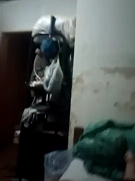 Snapshot of soulreaver199 chatting on February 4, 1:22 am soulreaver199 online show from February 4, 1:22 am