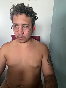 adelgado777 online show from May 26, 5:20 pm