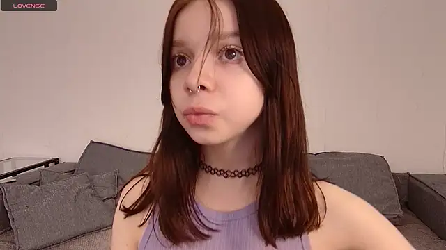 crystal lilith online show from October 3, 7:00 pm