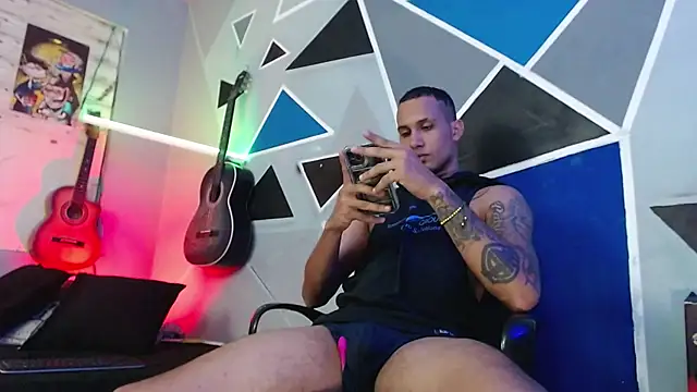 MagnusFrost online show from November 20, 12:44 am