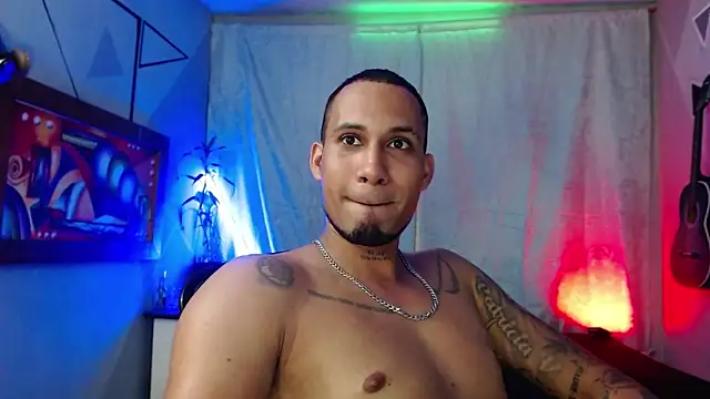 MagnusFrost online show from February 3, 2:53 am