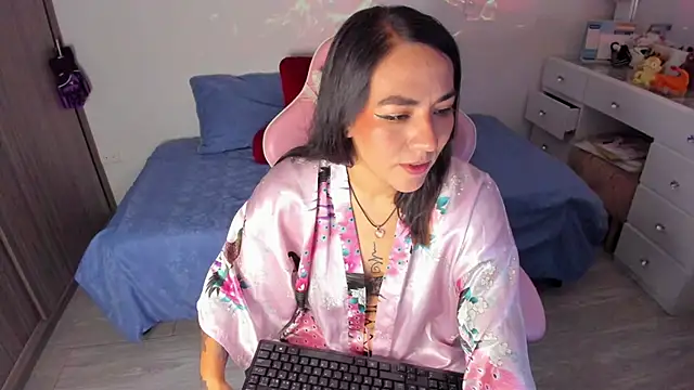 Sofi Martinezz0 online show from September 24, 1:20 am