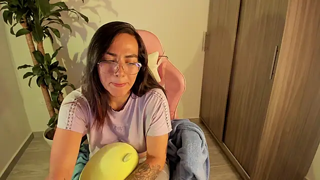 Sofi Martinezz0 online show from October 15, 2:22 am