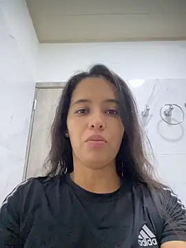 Snapshot of juliana_0796 chatting on May 10, 2:39 am juliana 0796 online show from May 10, 2:39 am