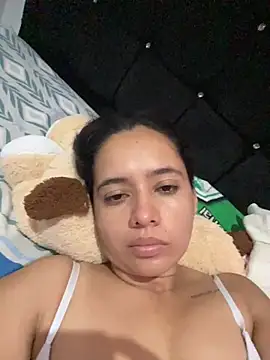 Snapshot of juliana_0796 chatting on June 14, 3:30 am juliana 0796 online show from June 14, 3:30 am