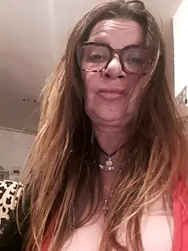 gildamilf online show from November 22, 11:59 pm