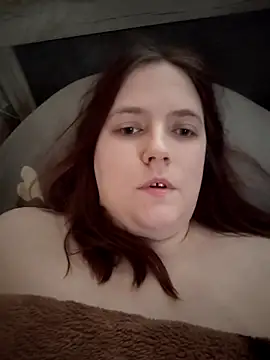 DesireMelissa online show from April 6, 3:37 am