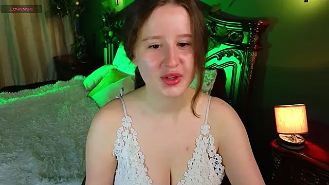 SquirtBabee online show from April 15, 3:52 pm