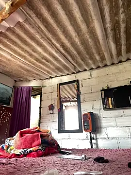 Larry-n-clouds online show from December 14, 4:56 pm