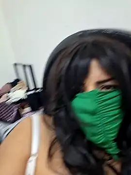 Snapshot of Rozittaa chatting on December 8, 11:14 am Rozittaa online show from December 8, 11:14 am