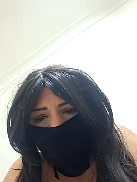 Snapshot of Rozittaa chatting on December 15, 9:31 pm Rozittaa online show from December 15, 9:31 pm