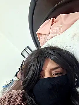 Snapshot of Rozittaa chatting on December 27, 1:22 am Rozittaa online show from December 27, 1:22 am