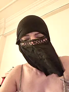 Snapshot of Rozittaa chatting on September 20, 11:33 am Rozittaa online show from September 20, 11:33 am