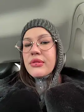 RinaCat online show from November 28, 5:32 am