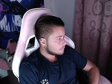 JOHANLEON1 online show from April 23, 12:56 am