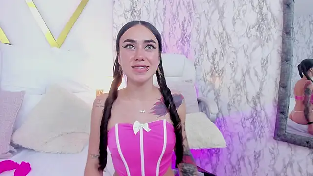 Snapshot of Athziry_ chatting on January 26, 12:26 am Athziry online show from January 26, 12:26 am