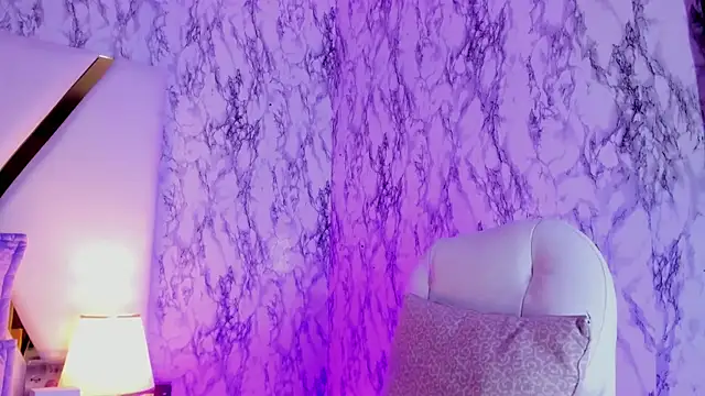 Snapshot of Athziry_ chatting on March 7, 9:48 pm Athziry online show from March 7, 9:48 pm