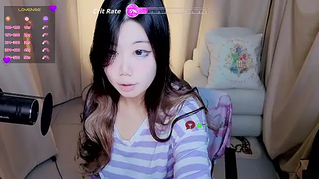 Snapshot of CryKuro_ chatting on September 8, 3:00 pm CryKuro  online show from September 8, 3:00 pm