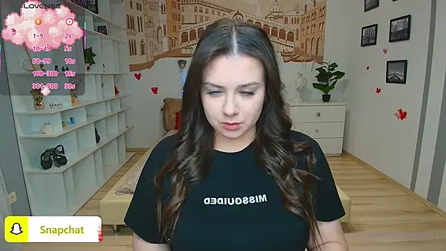 AnettaMilder online show from April 17, 5:32 am