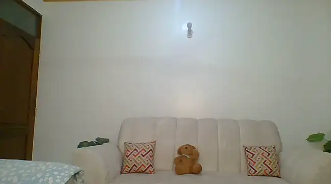 Snapshot of bigassbabe_001 chatting on March 5, 3:18 am bigassbabe 001 online show from March 5, 3:18 am