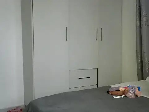 Snapshot of bigassbabe_001 chatting on October 24, 7:38 am bigassbabe 001 online show from October 24, 7:38 am