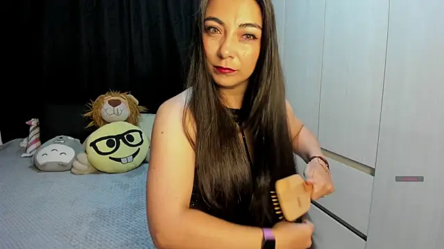 Snapshot of Karla_hernandez_ chatting on May 2, 10:53 am Karla hernandez online show from May 2, 10:53 am