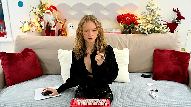 Alexandra Demore online show from January 4, 6:09 pm